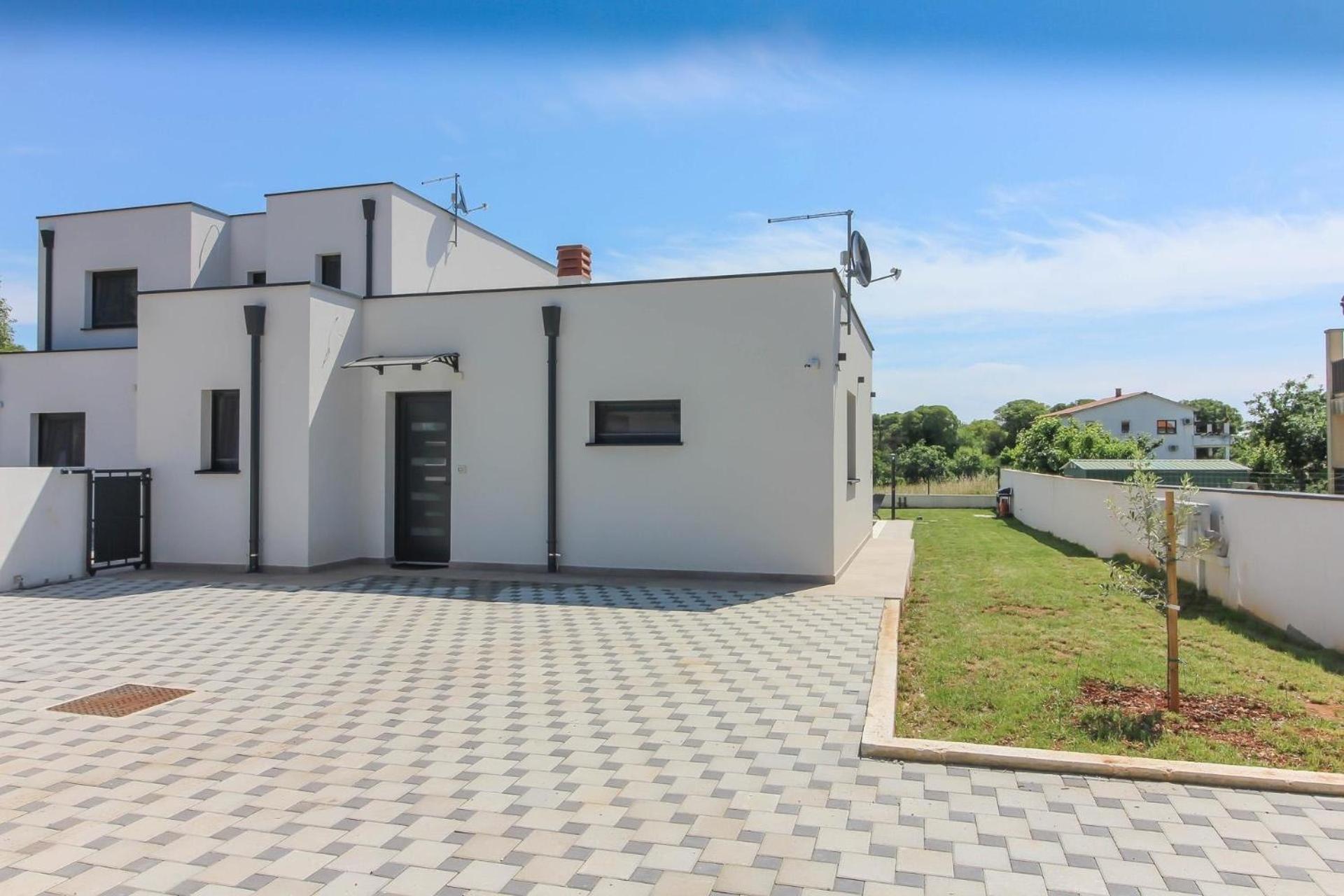 Ferienhaus Mit Privatpool Fuer 4 Personen Ca 60 Qm In Sisan, Istrien Suedkueste Von Istrien Экстерьер фото